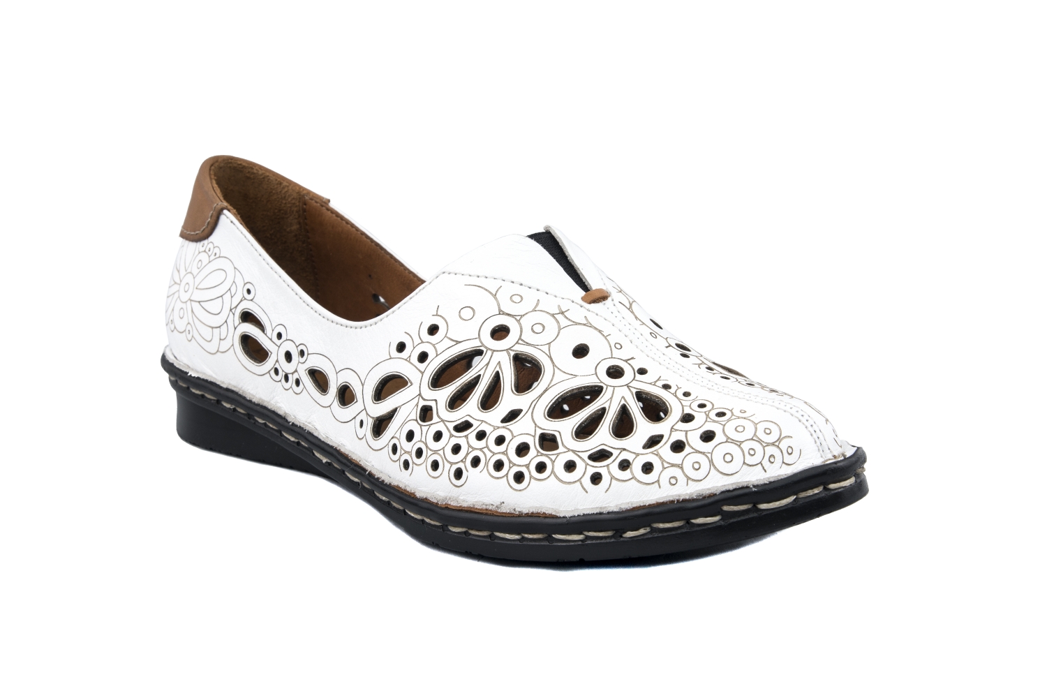 Дамски ежедневни обувки от естествена кожа в бял цвят - 69.99лв