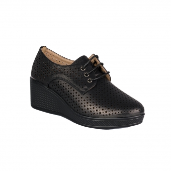 Дамски ежедневни обувки от еко кожа в черен цвят