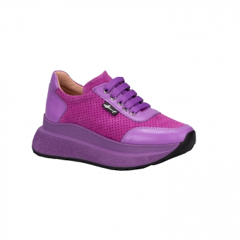 Дамски спортни обувки от естествена кожа и естествен набук в лилав цвят