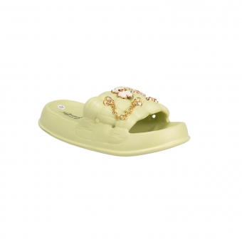 Дамски джапанки в светлозелен цвят.